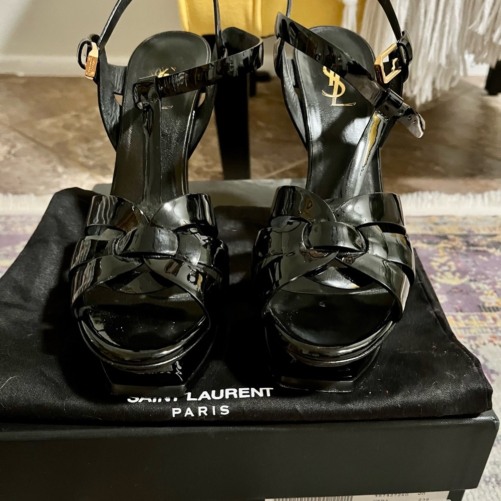 BLACK PATENT YSL TRIBUTE-EUC!!